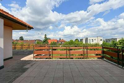 K Holyni, Slivenec - Prague 5 | Rent, House Six-bedroom (7+1), 450 m²