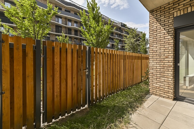 Bratislavský kraj, Petržalka - Bratislava V | Prodej, Byt 2+kk, 64 m²