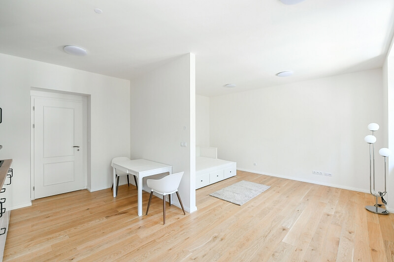 U Nikolajky, Smíchov - Praha 5 | Pronájem, Byt 1+kk, 43 m²