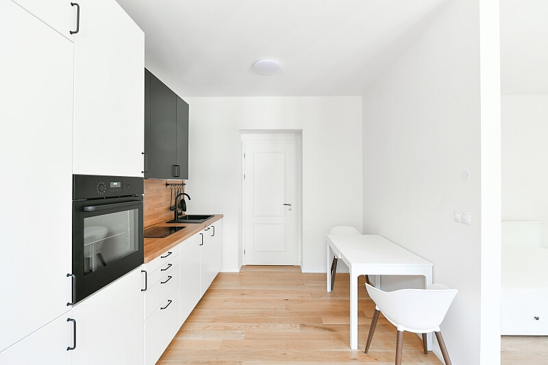 U Nikolajky, Smíchov - Praha 5 | Pronájem, Byt 1+kk, 43 m²