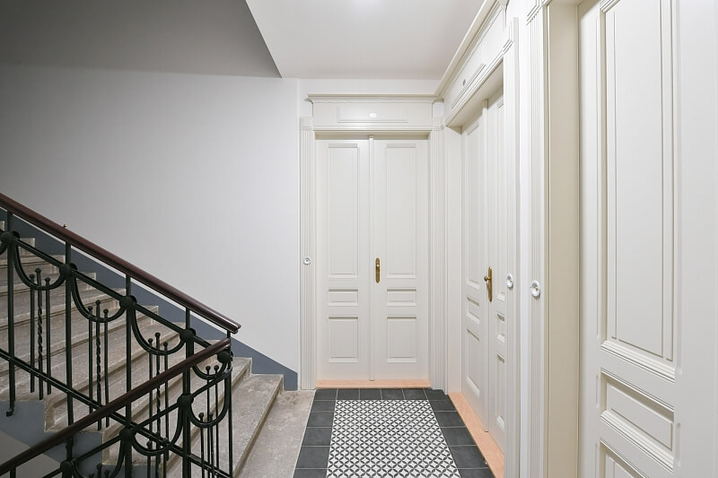 U Nikolajky, Smíchov - Prague 5 | Rent, Apartment Studio (1+kk), 43 m²