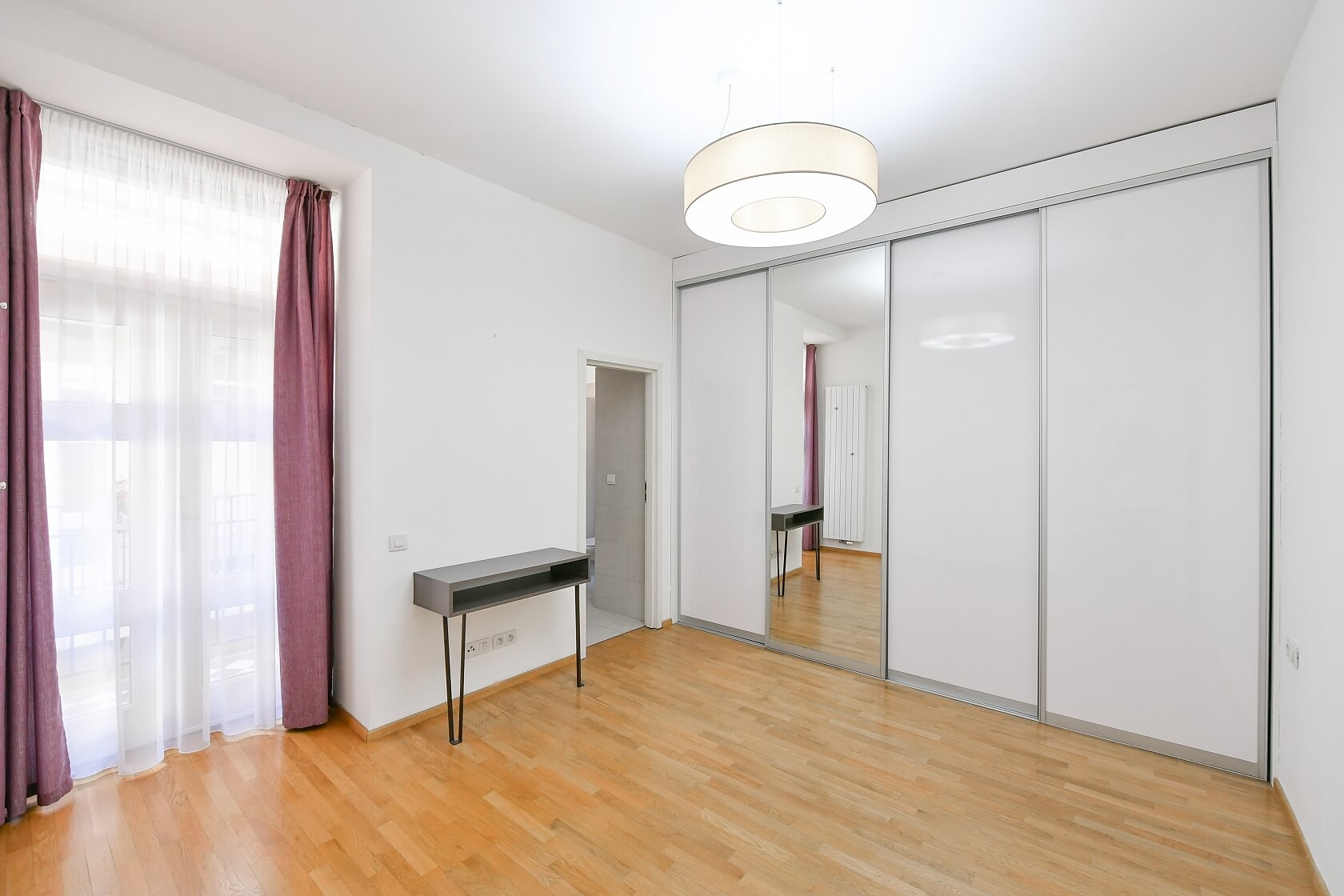 Kateřinská, Nové Město - Praha 2 | Pronájem, Byt 4+kk, 137 m²