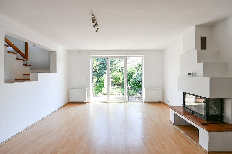 Dany Medřické, Satalice - Prague 9 | Rent, House Four-bedroom (5+kk), 168 m²