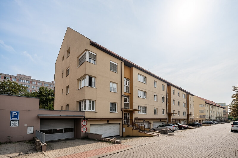 Jitravská, Střížkov - Prague 8 | Sale, Apartment Three-bedroom (4+kk), 103 m²