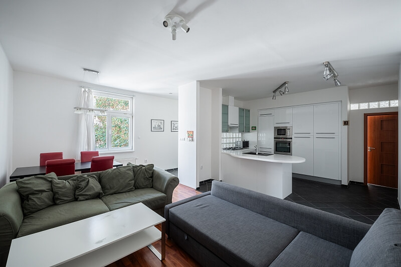 Londýnská, Vinohrady - Prague 2 | Rent, Apartment Two-bedroom (3+kk), 92 m²