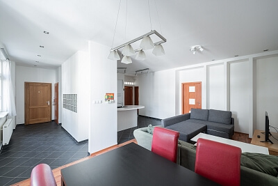 Londýnská, Vinohrady - Prague 2 | Rent, Apartment Two-bedroom (3+kk), 92 m²