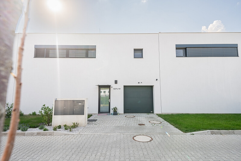 Kurta Hubera, Čakovice - Praha 9 | Prodej, Rodinný dům 5+kk, 141 m²