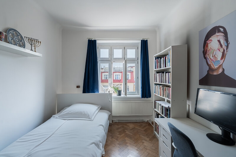 Schnirchova, Holešovice - Praha 7 | Prodej, Byt 2+1, 48 m²