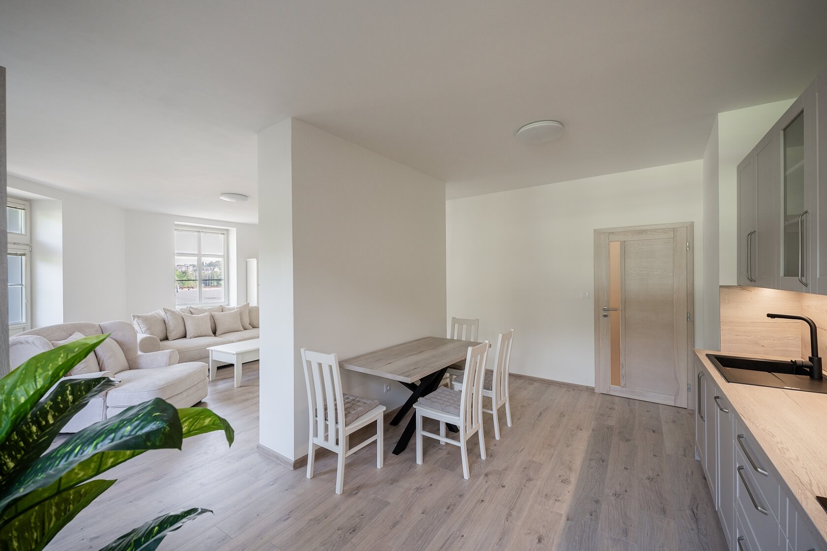 nábřeží Jana Palacha, Karlovy Vary - Karlovy Vary | Prodej, Byt 2+kk, 82 m²