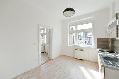 Na Pískách, Dejvice - Prague 6 | Rent, Apartment Studio (1+1), 35 m²