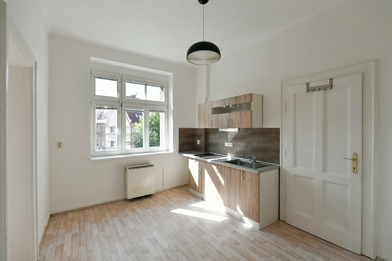 Na Pískách, Dejvice - Prague 6 | Rent, Apartment Studio (1+1), 35 m²