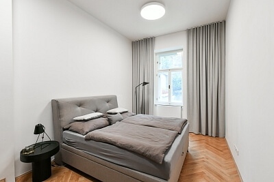 Italská, Vinohrady - Prague 2 | Rent, Apartment One-bedroom (2+kk), 64 m²
