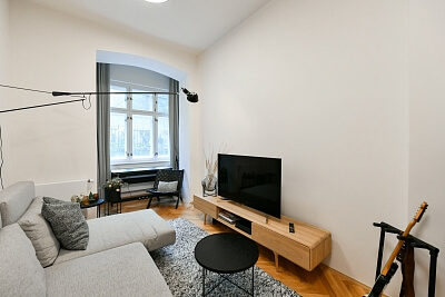Italská, Vinohrady - Prague 2 | Rent, Apartment One-bedroom (2+kk), 64 m²