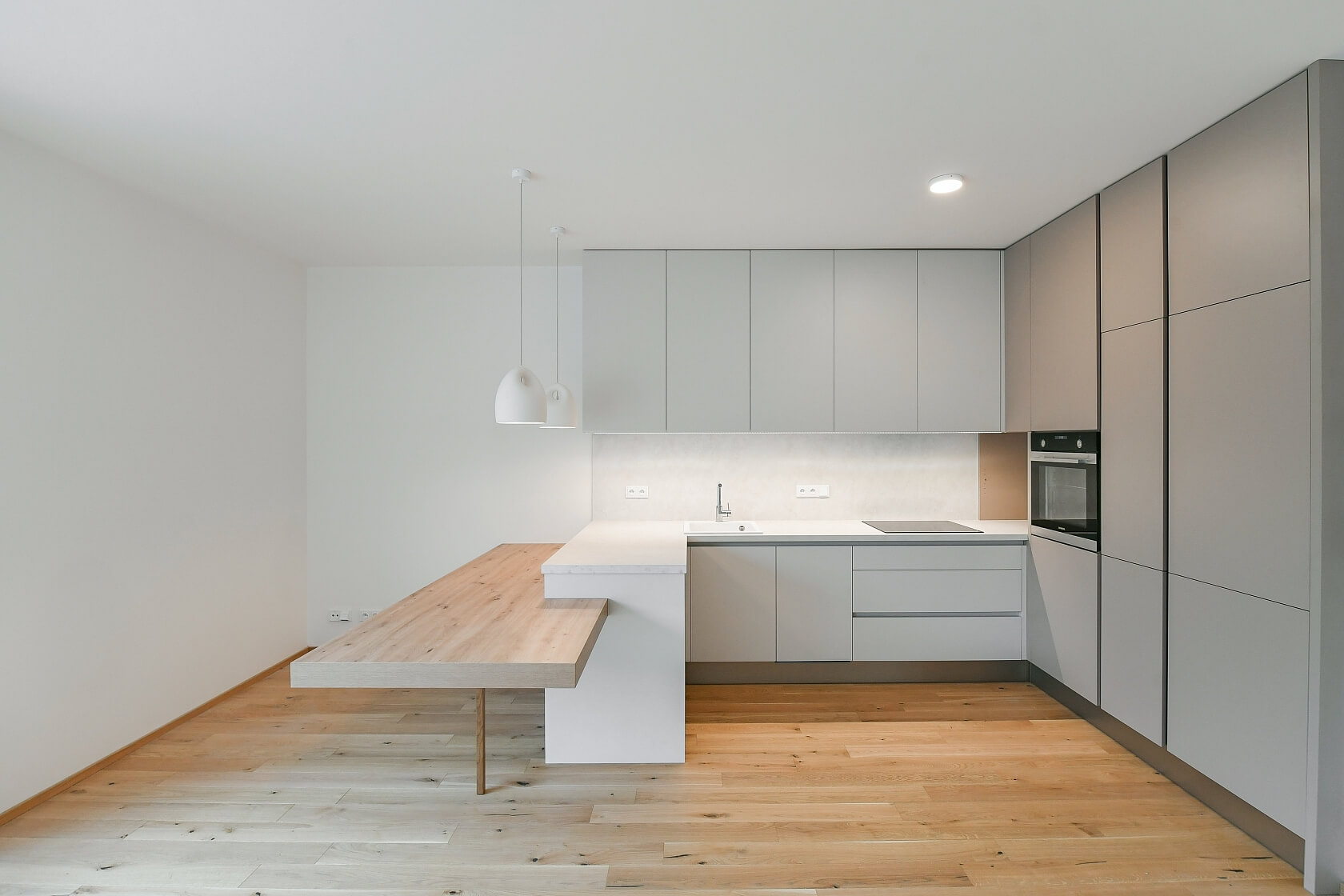 Podbělohorská, Smíchov - Praha 5 | Pronájem, Byt 2+kk, 60 m²