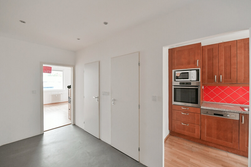 Pod Lysinami, Hodkovičky - Prague 4 | Rent, Apartment Two-bedroom (3+1), 82 m²