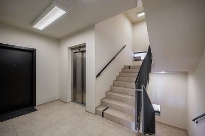 V Přístavu, Holešovice - Prague 7 | Sale, Apartment One-bedroom (2+kk), 81 m²