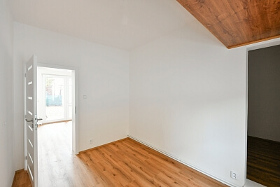 Ústecká, Dolní Chabry - Prague 8 | Rent, Apartment Three-bedroom (4+kk), 100 m²