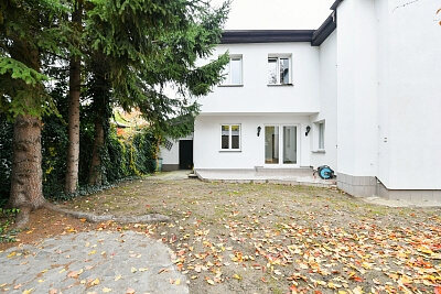 Ústecká, Dolní Chabry - Praha 8 | Pronájem, Byt 4+kk, 100 m²