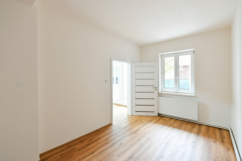 Ústecká, Dolní Chabry - Praha 8 | Pronájem, Byt 4+kk, 100 m²