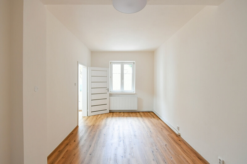 Ústecká, Dolní Chabry - Prague 8 | Rent, Apartment Three-bedroom (4+kk), 100 m²