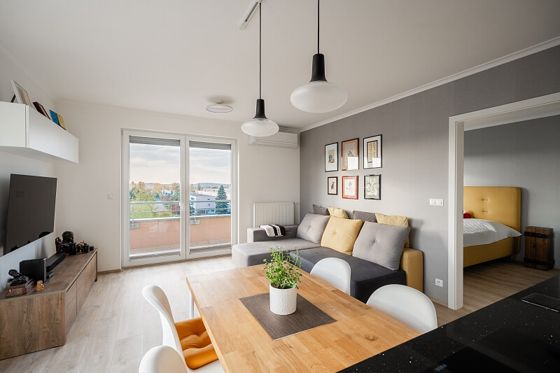 Hlučkova, Letňany - Prague 9 | Sale, Apartment Three-bedroom (4+kk), 174 m²