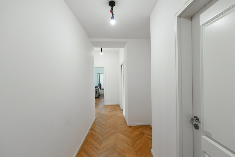 Fügnerovo náměstí, Nové Město - Prague 2 | Sale, Apartment One-bedroom (2+kk), 62 m²