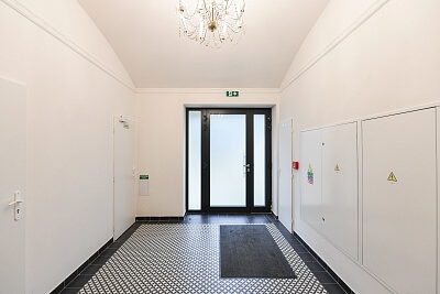 U Nikolajky, Smíchov - Prague 5 | Rent, Apartment One-bedroom (2+kk), 61 m²