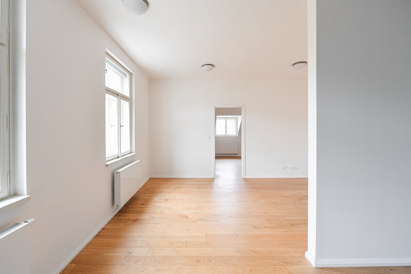 U Nikolajky, Smíchov - Praha 5 | Pronájem, Byt 2+kk, 61 m²