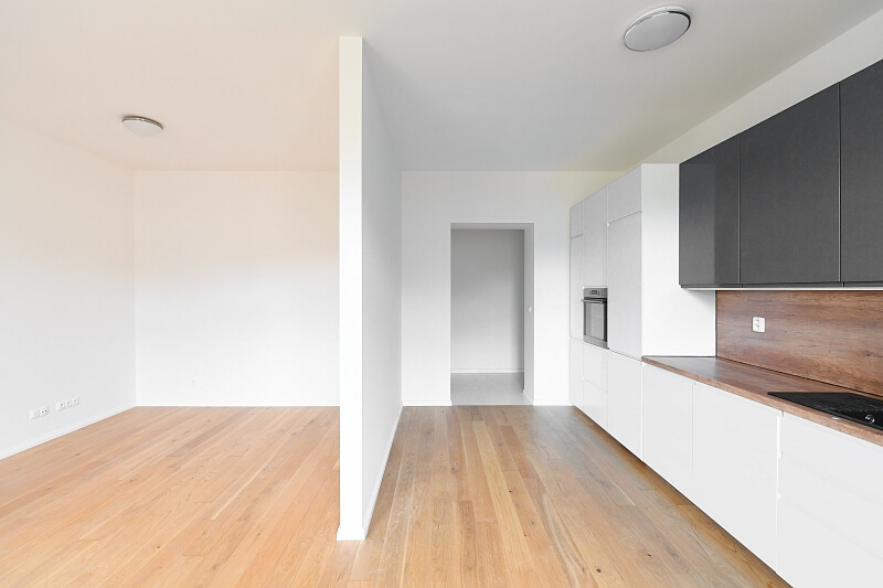 U Nikolajky, Smíchov - Praha 5 | Pronájem, Byt 2+kk, 61 m²