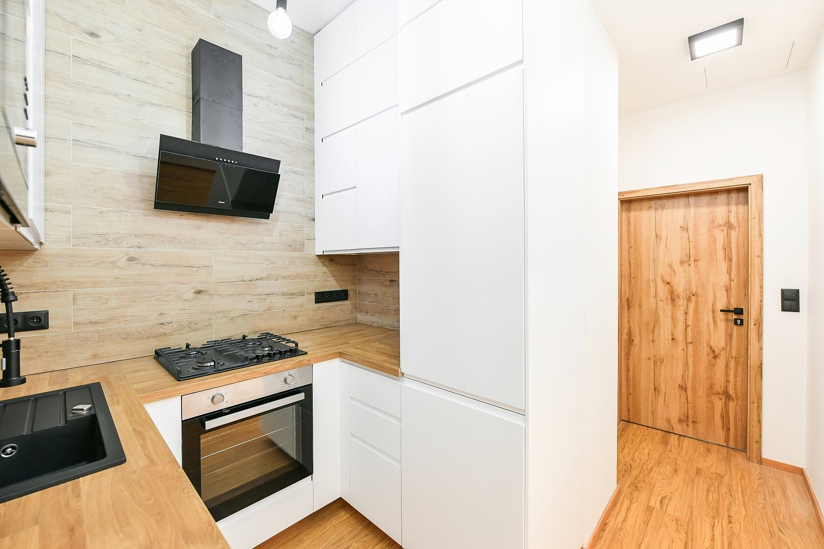 Ortenovo náměstí, Holešovice - Praha 7 | Pronájem, Byt 2+kk, 57 m²