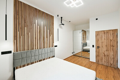 Ortenovo náměstí, Holešovice - Prague 7 | Rent, Apartment One-bedroom (2+kk), 57 m²