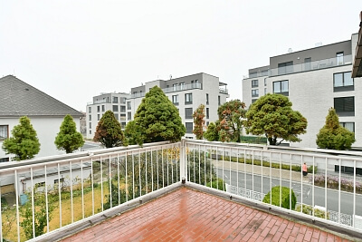 Nad Vodovodem, Strašnice - Prague 10 | Rent, House Six-bedroom (7+1), 270 m²