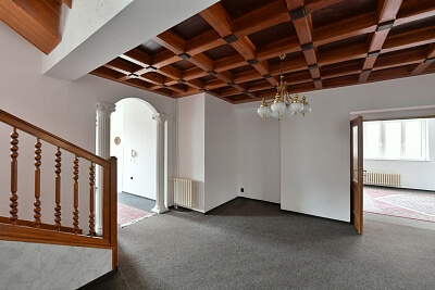 Nad Vodovodem, Strašnice - Prague 10 | Rent, House Six-bedroom (7+1), 270 m²