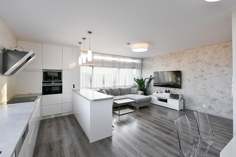 Třinecká, Letňany - Prague 9 | Sale, Apartment Four-bedroom (5+kk), 181 m²