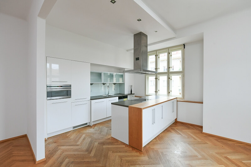 Puškinovo náměstí, Bubeneč - Prague 6 | Rent, Apartment Two-bedroom (3+kk), 113 m²