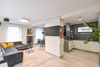 Otovická, Horní Počernice - Prague 9 | Sale, House Three-bedroom (4+kk), 120 m²