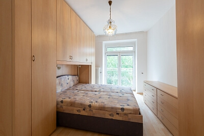 Bratislavský kraj, Staré Mesto - Bratislava I | Pronájem, Byt 2+1, 76 m²